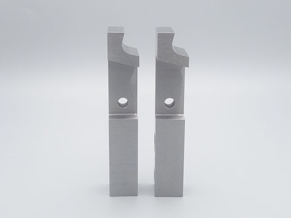 分析光纖樂山精密零件材質(zhì)如何進(jìn)行品質(zhì)鑒別？的圖片