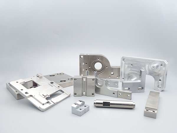 保障鋁合金昭陽精密零件精密性有哪些關(guān)鍵環(huán)節(jié)？的圖片